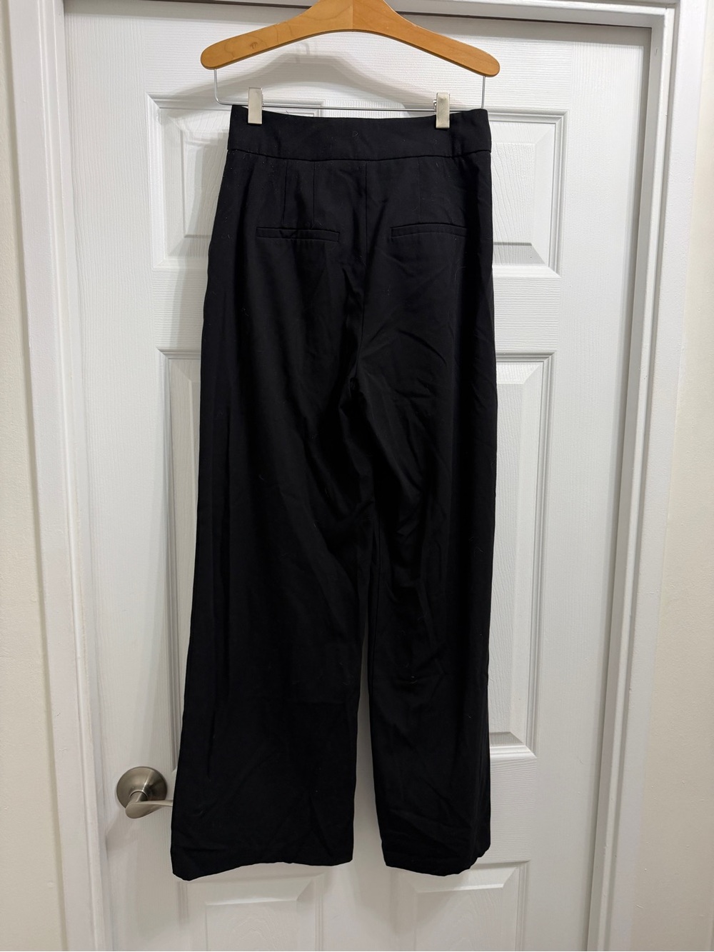 Black pants - Picture 2 of 2